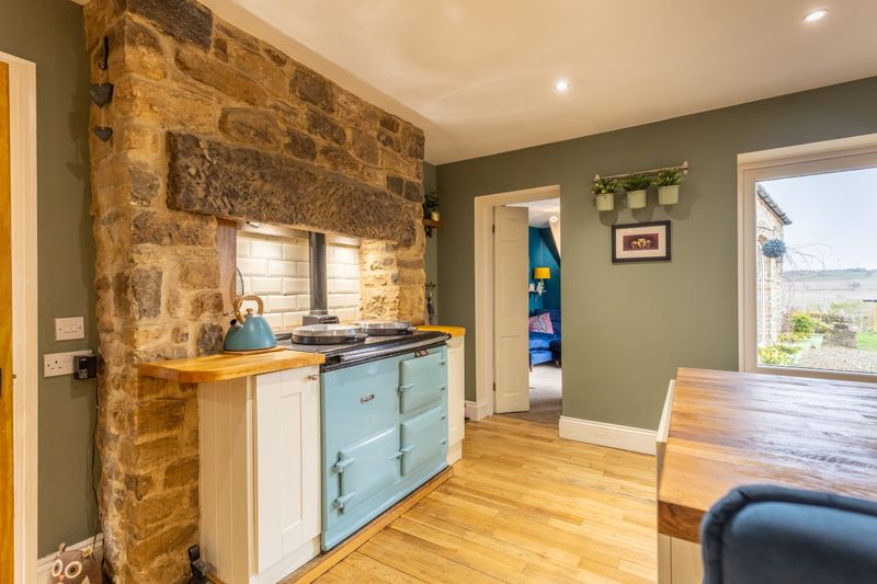 Middle Low, Woodside Barn