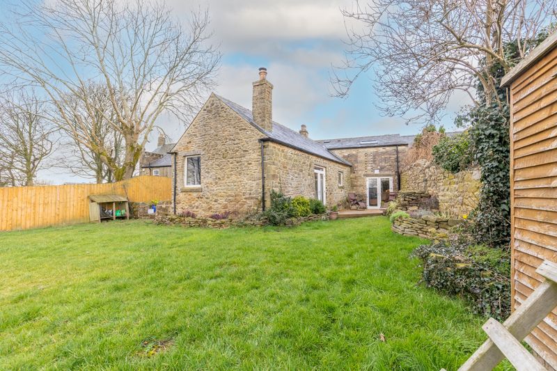 Middle Low, Woodside Barn