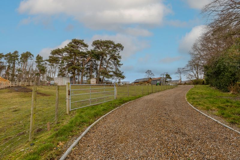 Middle Low, Woodside Barn