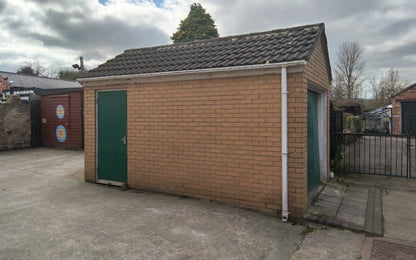 Oak Terrace, Holmside (LET)
